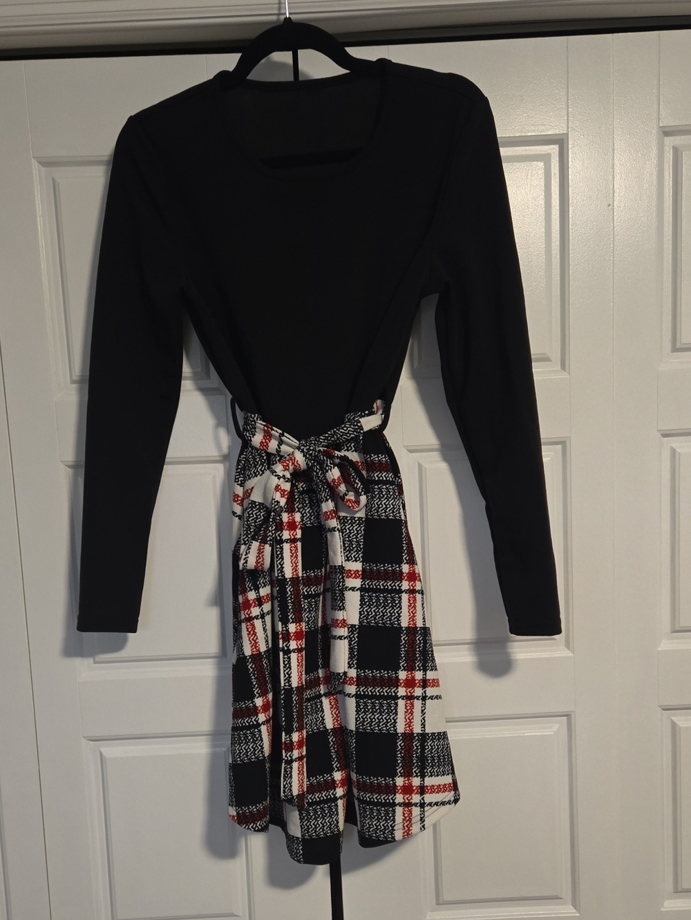 Black Long-Sleeve Dress with Plaid Tie-Waist